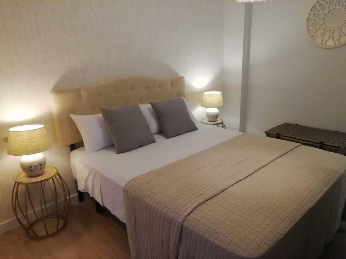 Apartamentos Los Lobos Гранада Экстерьер фото